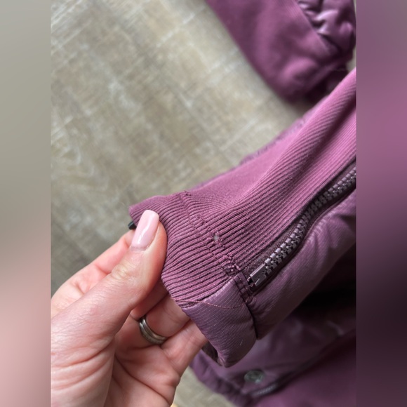 Oiselle Puffer Jacket Pullover 1/2 Zip Hooded Purple Women’s M Athleisure - Picture 6 of 15